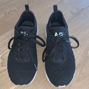 APL Black Techloom Phantom W